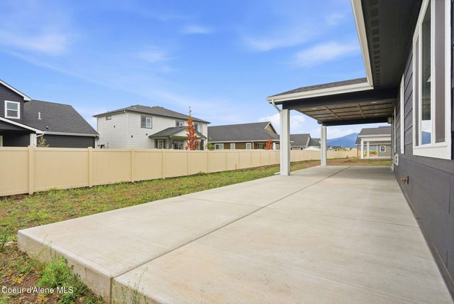3283 N SEGAR LOOP, Post Falls, ID 83854