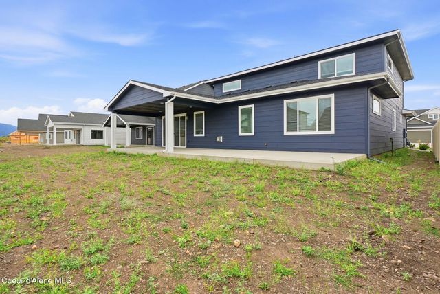 3283 N SEGAR LOOP, Post Falls, ID 83854