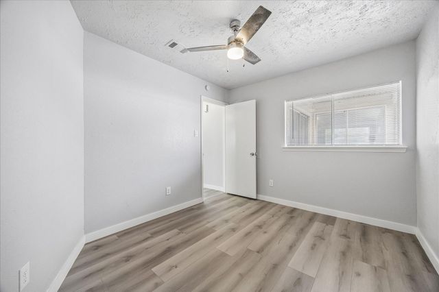 10143 Towne Mist Drive, Sugar Land, TX 77498