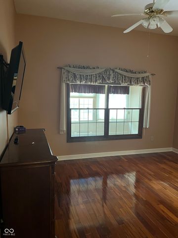6423 Franklin Court, Fishers, IN 46038