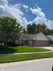 6423 Franklin Court, Fishers, IN 46038
