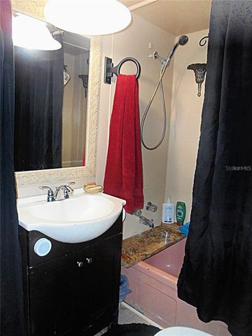 7801 34TH AVENUE N 2, St Petersburg, FL 33710