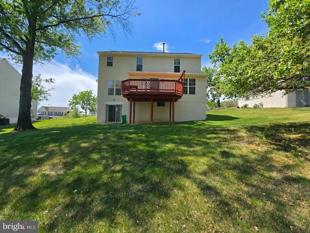 10904 GUNPOWDER DR, Fort Washington, MD 20744