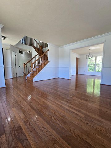 10904 GUNPOWDER DR, Fort Washington, MD 20744