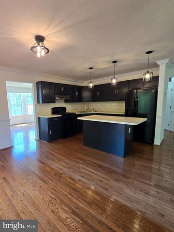 10904 GUNPOWDER DR, Fort Washington, MD 20744