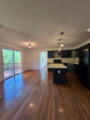 10904 GUNPOWDER DR, Fort Washington, MD 20744