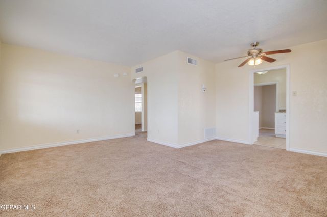 2521 MCKINLEY Avenue, El Paso, TX 79930