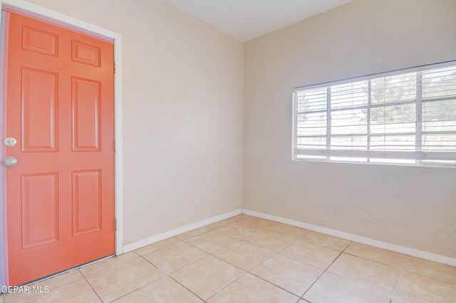 2521 MCKINLEY Avenue, El Paso, TX 79930