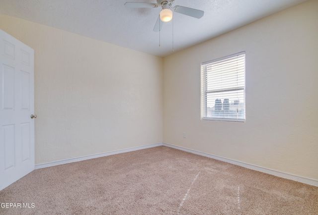 2521 MCKINLEY Avenue, El Paso, TX 79930