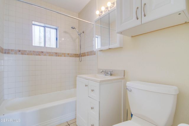 2521 MCKINLEY Avenue, El Paso, TX 79930