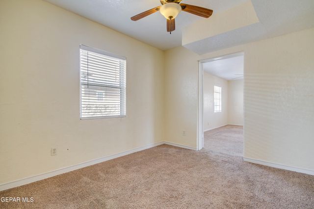 2521 MCKINLEY Avenue, El Paso, TX 79930