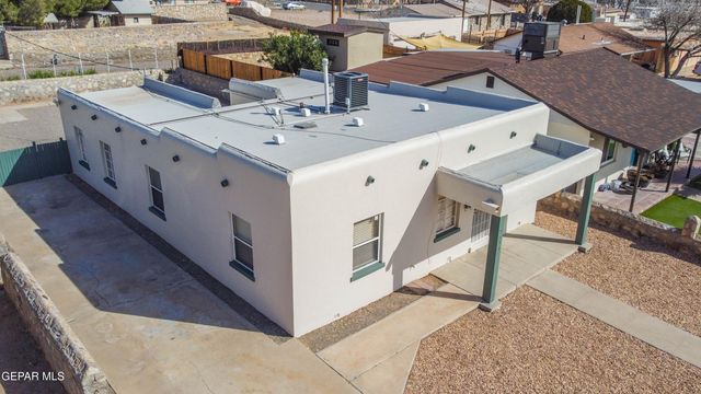 2521 MCKINLEY Avenue, El Paso, TX 79930