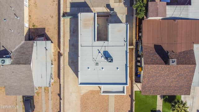 2521 MCKINLEY Avenue, El Paso, TX 79930