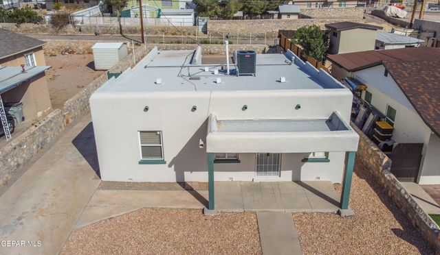 2521 MCKINLEY Avenue, El Paso, TX 79930