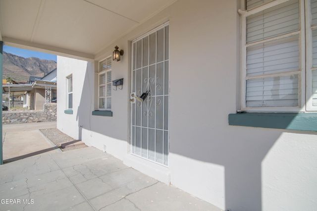 2521 MCKINLEY Avenue, El Paso, TX 79930