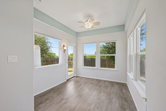 428 Los Cobos LN, Georgetown, TX 78626