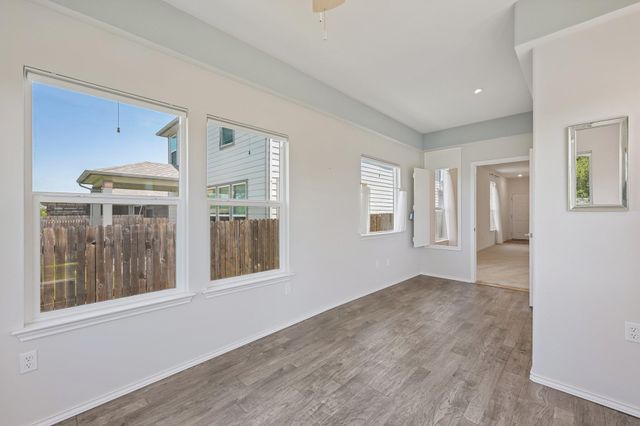 428 Los Cobos LN, Georgetown, TX 78626