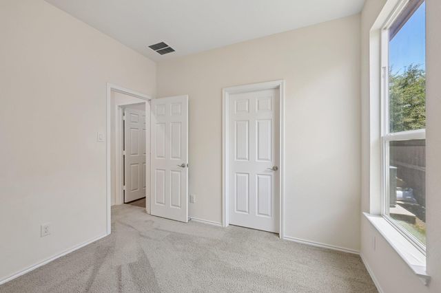 428 Los Cobos LN, Georgetown, TX 78626