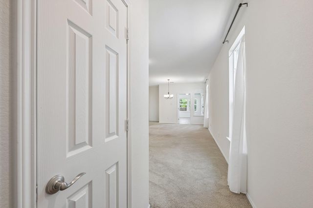 428 Los Cobos LN, Georgetown, TX 78626
