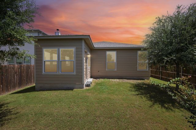 428 Los Cobos LN, Georgetown, TX 78626