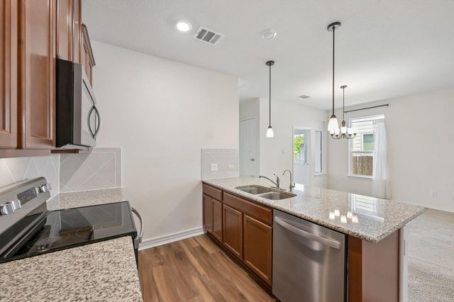 428 Los Cobos LN, Georgetown, TX 78626