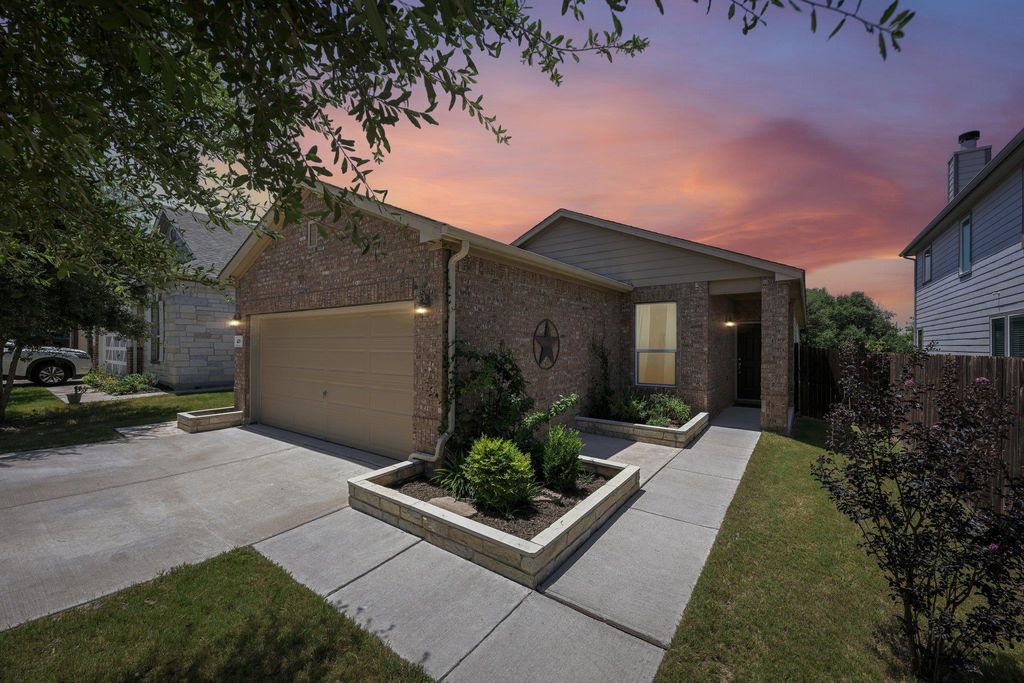 428 Los Cobos LN, Georgetown, TX 78626