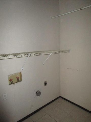 1510 Greg Powers Drive B, El Paso, TX 79936