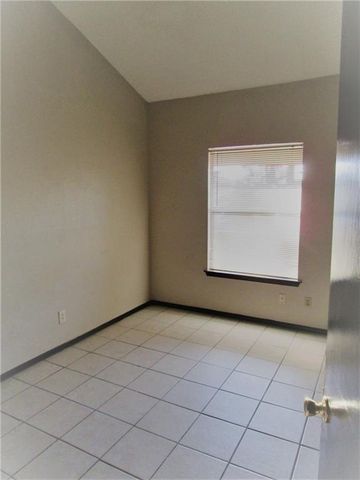 1510 Greg Powers Drive B, El Paso, TX 79936