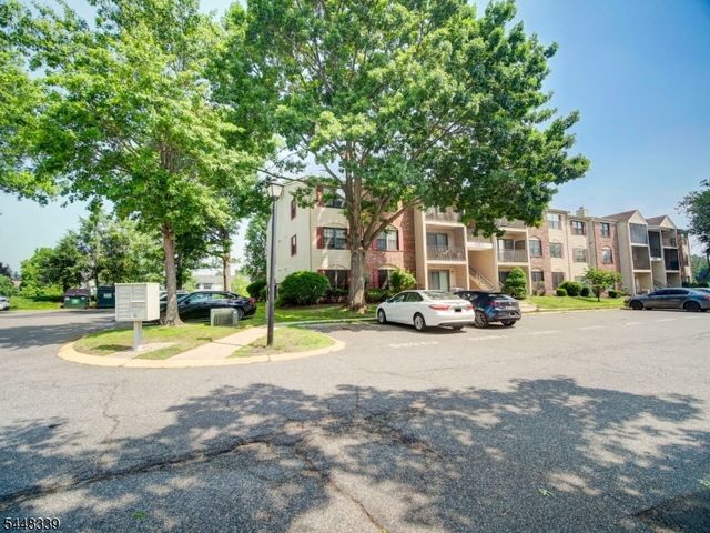 380 Lancaster Ct, Piscataway Twp., NJ 08854