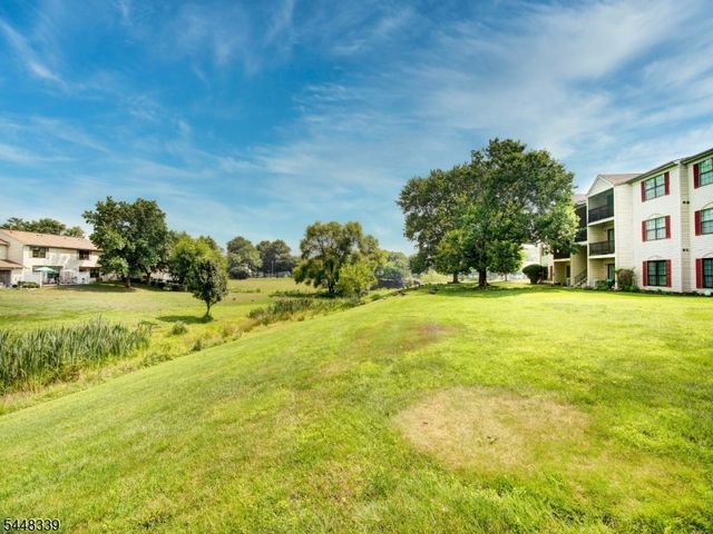 380 Lancaster Ct, Piscataway Twp., NJ 08854