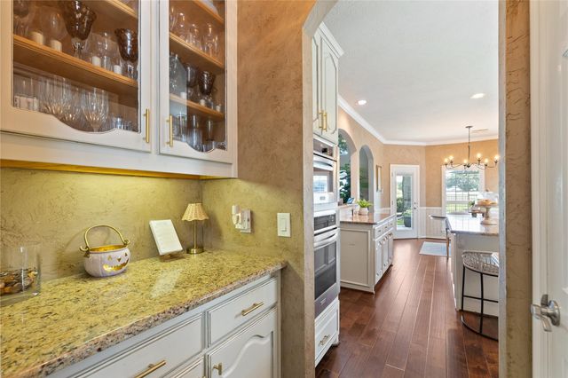 16511 E Canterra Circle, Houston, TX 77095
