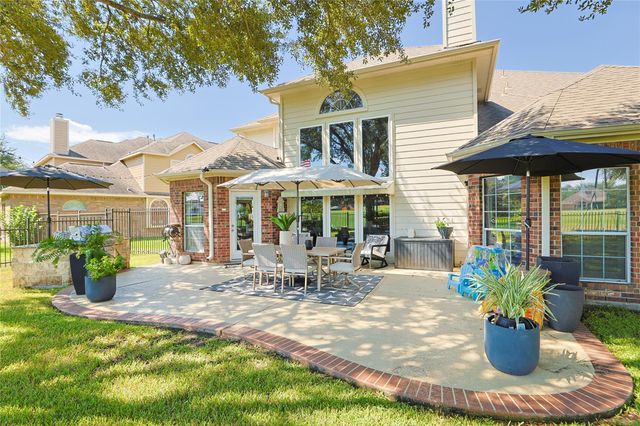 16511 E Canterra Circle, Houston, TX 77095