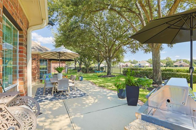 16511 E Canterra Circle, Houston, TX 77095