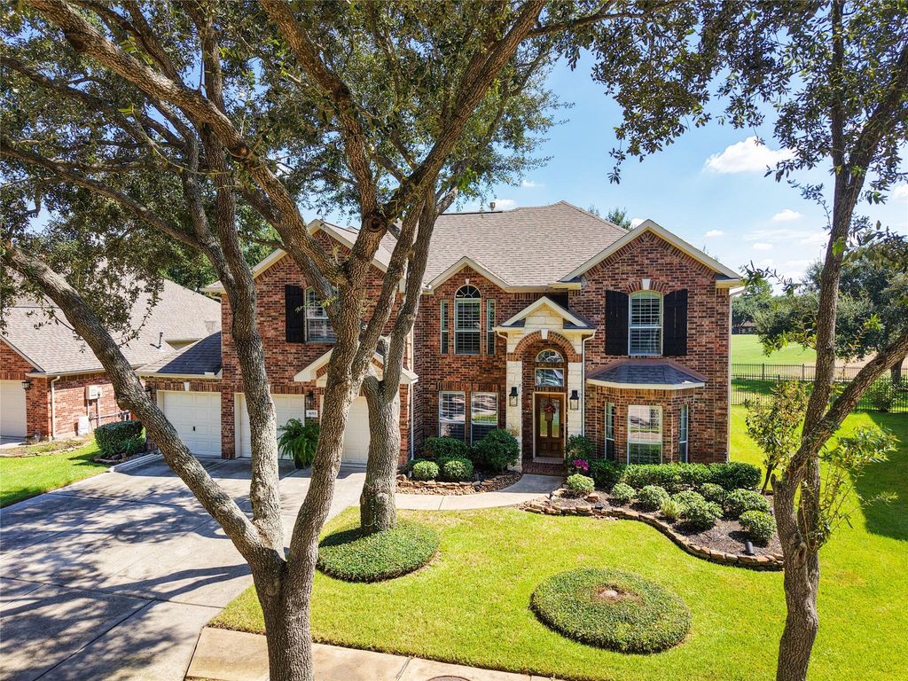 16511 E Canterra Circle, Houston, TX 77095