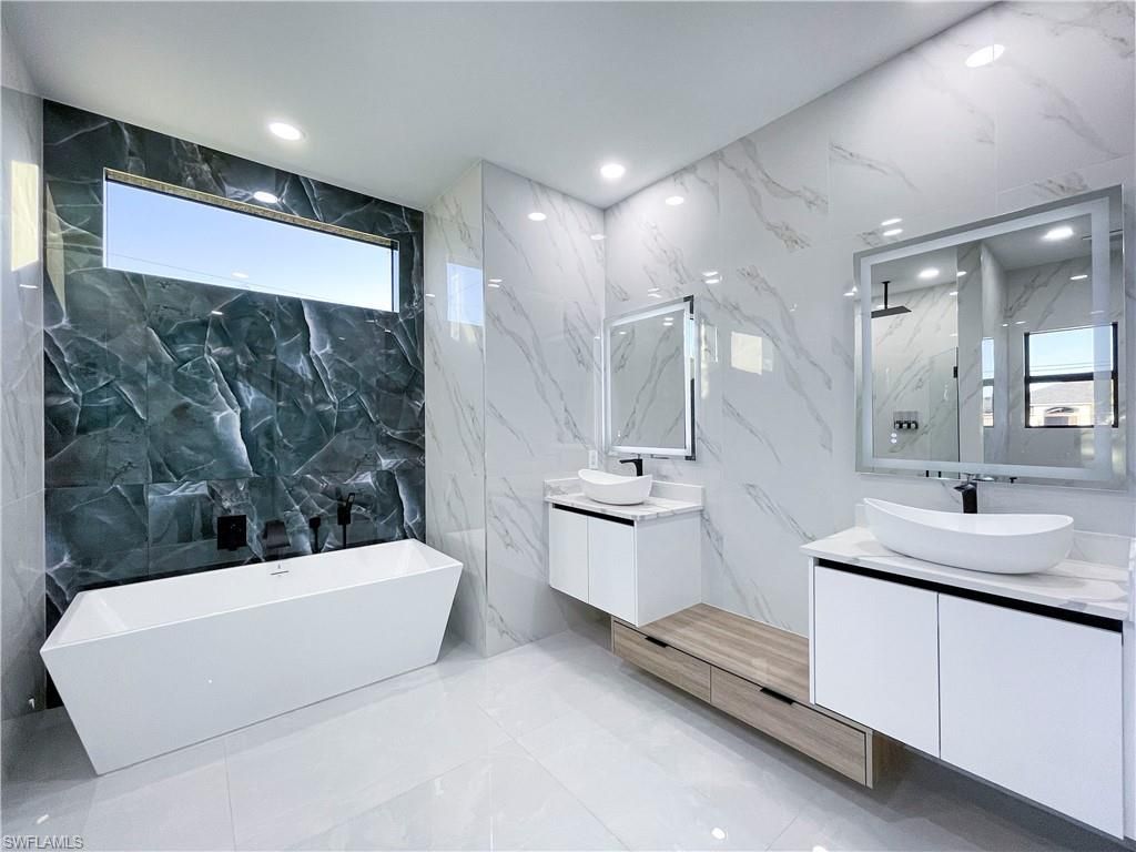 Image 11 of property listing at 1833 NE 23rd TER, Cape Coral, FL 33909