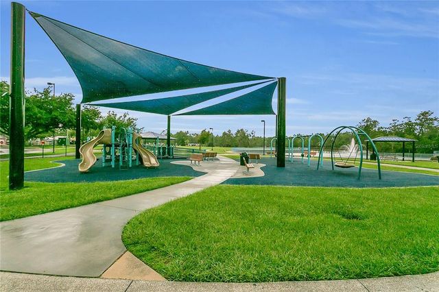 18504 WASHINGTON AVENUE, Orlando, FL 32820