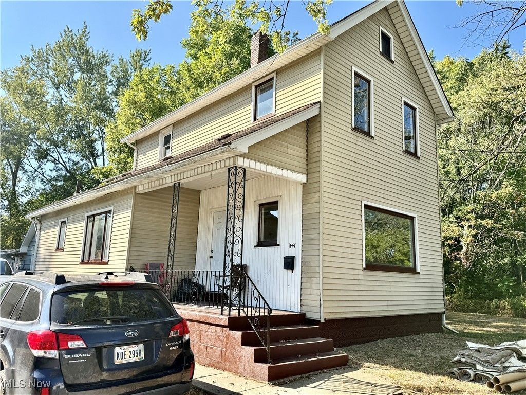 1447 Grove Avenue NW, Warren, OH 44483