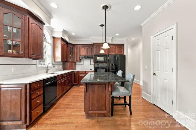 633 Peacehaven Road, Kannapolis, NC 28083