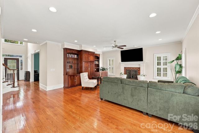 633 Peacehaven Road, Kannapolis, NC 28083