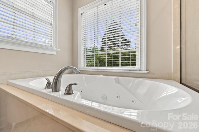 633 Peacehaven Road, Kannapolis, NC 28083