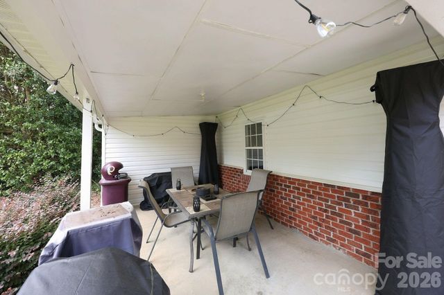 633 Peacehaven Road, Kannapolis, NC 28083