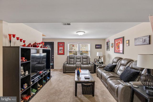 13203 DELANEY RD, Woodbridge, VA 22193