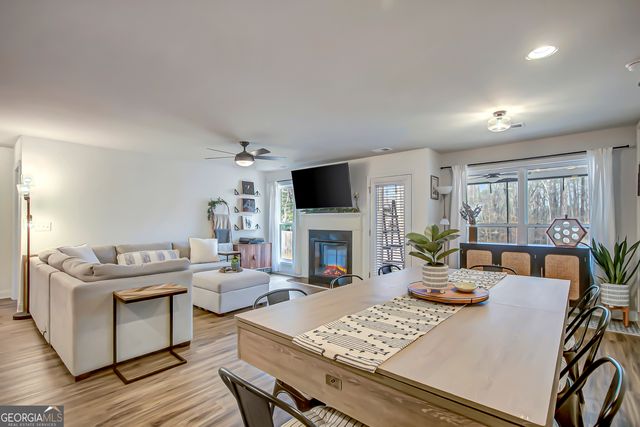 240 Avalee Road, Brooks, GA 30205