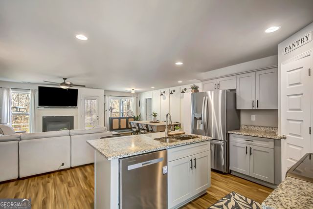 240 Avalee Road, Brooks, GA 30205