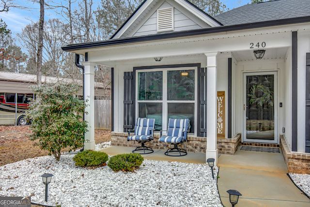 240 Avalee Road, Brooks, GA 30205