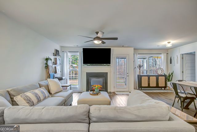 240 Avalee Road, Brooks, GA 30205