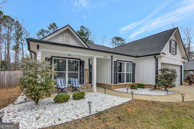 240 Avalee Road, Brooks, GA 30205