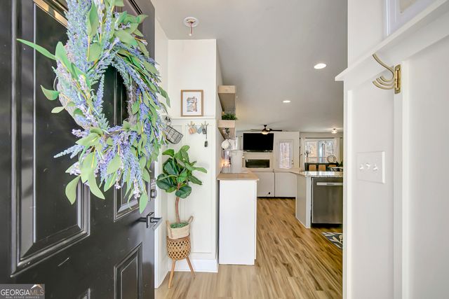 240 Avalee Road, Brooks, GA 30205