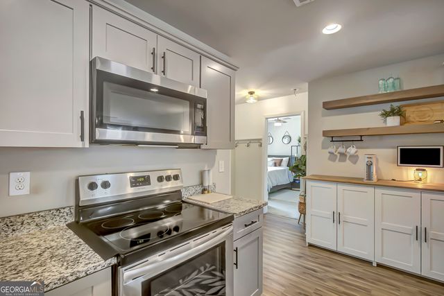 240 Avalee Road, Brooks, GA 30205