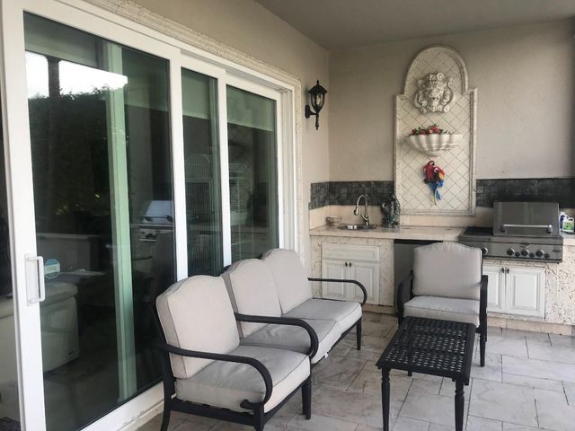 1813 NW 126th Way, Coral Springs, FL 33071